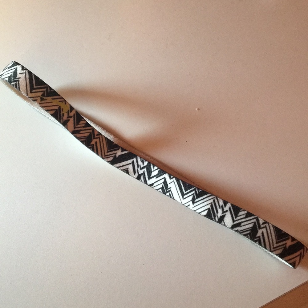 Nike headband